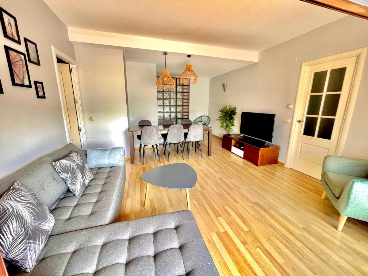 Seahomes Vacations, Fenals Beach&Chic, Pk, Top Apartment Full Equipped Лорет де Мар Екстериор снимка